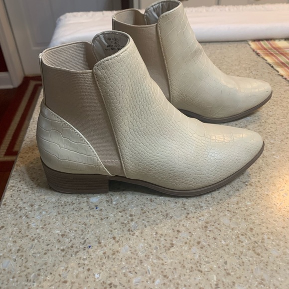 Cream Croc-Embossed Ankle Boots - Picture 4 of 7